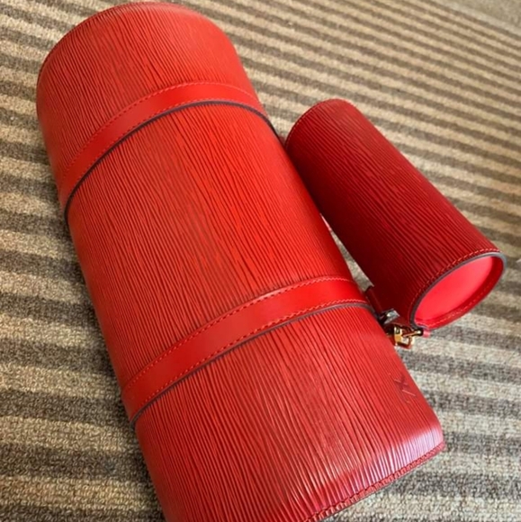 LV Epi Red Soufflot - Picture 5 of 12